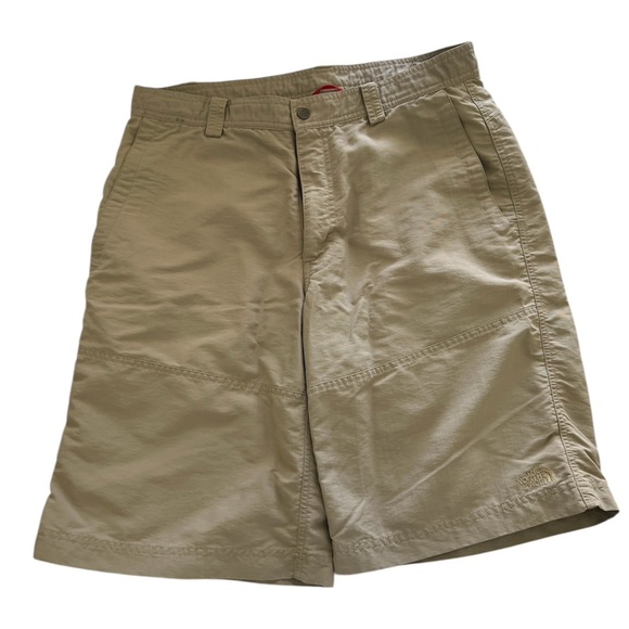 The North Face Men's Tan Cargo Shorts - Picture 1 of 6